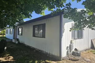 342 2nd Pl, Richland, OR 97870 - Photo 2