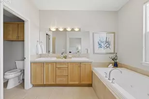 1528 NE 65th Ave, Hillsboro, OR 97124 - Photo 20