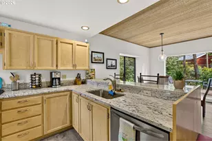 4175 N Hwy 101, Depoe Bay, OR 97341 - Photo 10