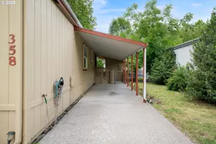 358 La Casa St, Eugene, OR 97402 - Photo 4