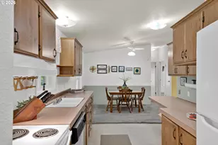 358 La Casa St, Eugene, OR 97402 - Photo 14