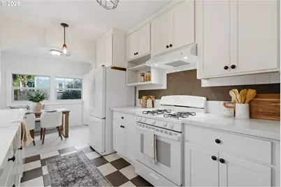 244 NE Buffalo St, Portland, OR 97211 - Photo 8