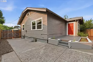 244 NE Buffalo St, Portland, OR 97211 - Photo 24