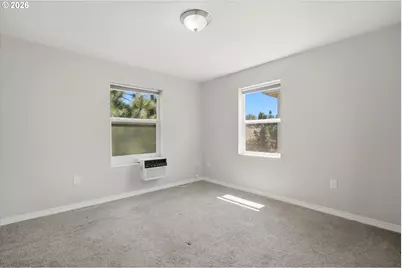 9251 SE Clinton #306, Portland, OR 97266 - Photo 18
