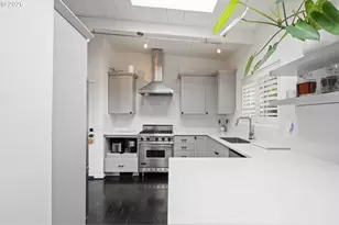 3065 NW Rio Vista Terrace, Portland, OR 97210 - Photo 14