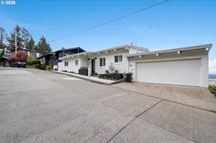 3065 NW Rio Vista Terrace, Portland, OR 97210 - Photo 2