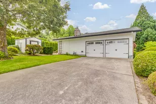 12310 NW 15th Ave, Vancouver, WA 98685 - Photo 2