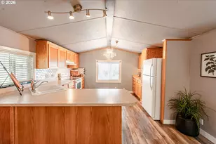 1475 Green Acres Rd, Eugene, OR 97408 - Photo 12