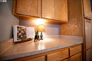 1475 Green Acres Rd, Eugene, OR 97408 - Photo 12