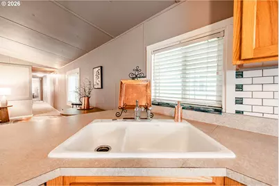 1475 Green Acres Rd #121, Eugene, OR 97408 - Photo 14