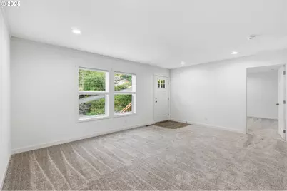 501 Haussler Rd, Kelso, WA 98626 - Photo 6