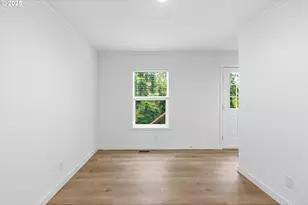 501 Haussler Rd, Kelso, WA 98626 - Photo 8