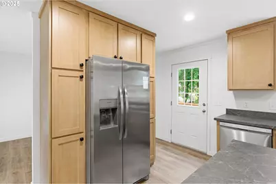 501 Haussler Rd, Kelso, WA 98626 - Photo 14