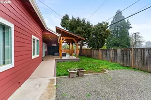 825 Waverly St, Eugene, OR 97401 - Photo 32