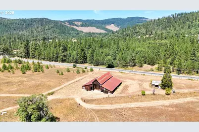 5005 Caves Hwy, Cave Junction, OR 97523 - Photo 10