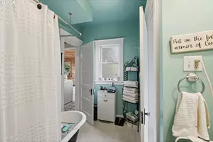 63762 Center Rd, Coos Bay, OR 97420 - Photo 16