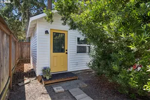 14250 SW Bonnie Brae St, Beaverton, OR 97005 - Photo 30