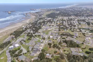 3214 Lincoln Ave SW, Bandon, OR 97411 - Photo 4