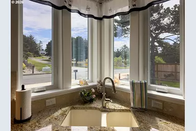3214 Lincoln Ave SW, Bandon, OR 97411 - Photo 14