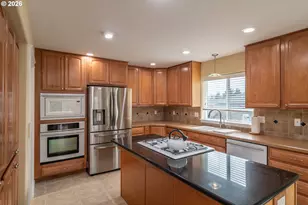 902 N View Dr, Roseburg North, OR 97495 - Photo 16