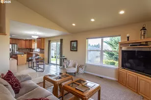 902 N View Dr, Roseburg North, OR 97495 - Photo 36