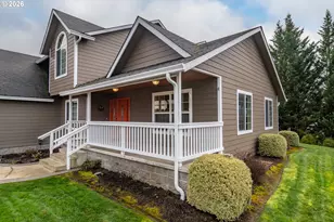 902 N View Dr, Roseburg North, OR 97495 - Photo 8