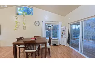 340 Kalapuya Way, Cottage Grove, OR 97424 - Photo 10