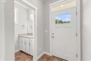 200 Black Hawk Ct, Columbia City, OR 97018 - Photo 6