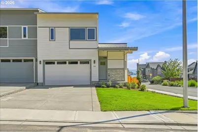 200 Black Hawk Ct, Columbia City, OR 97018 - Photo 1