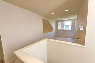 15008 NW Aberdeen Dr, Portland, OR 97229 - Photo 8