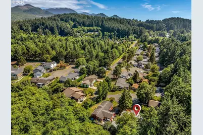453 Elkland Ct, Cannon Beach, OR 97110 - Photo 46
