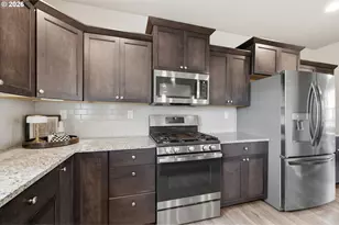 5286 Squirrel St, Springfield, OR 97478 - Photo 18