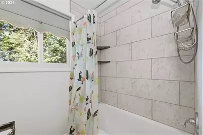 1522 Russet Dr, Eugene, OR 97401 - Photo 24