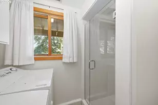 1522 Russet Dr, Eugene, OR 97401 - Photo 22