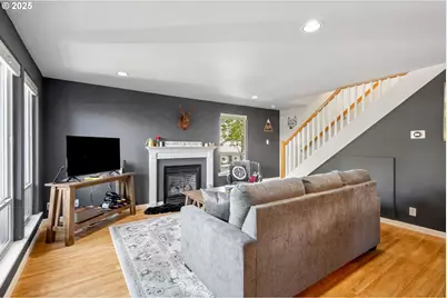 111 NW Hawthorne Ave #1, Bend, OR 97703 - Photo 8