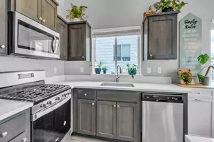 5739 Erin Vly Ave SE, Salem, OR 97306 - Photo 10