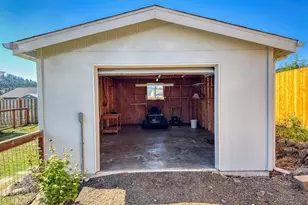 249 N Yodel Ln, Otis, OR 97368 - Photo 32