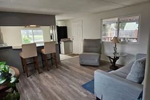 380 W Gregory Rd, Central Point, OR 97502 - Photo 4