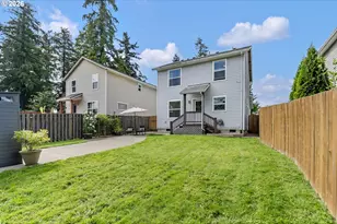 8253 N Bliss St, Portland, OR 97203 - Photo 44