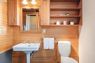 321 Mill St, Eugene, OR 97401 - Photo 22