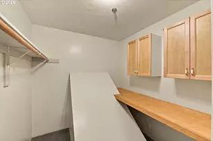729 N 8th St, Coos Bay, OR 97420 - Photo 28