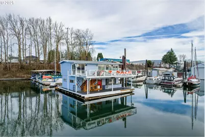 300 NE Tomahawk Island Dr #E10, Portland, OR 97035 - Photo 30