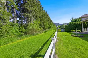 667 72nd St, Springfield, OR 97478 - Photo 36