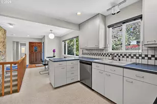 10185 SE Walnut Dr, Happy Valley, OR 97086 - Photo 6