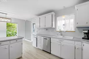 2111 C St, Forest Grove, OR 97116 - Photo 12