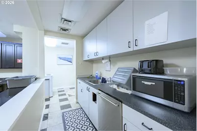 504 N Villa Rd, Newberg, OR 97132 - Photo 22