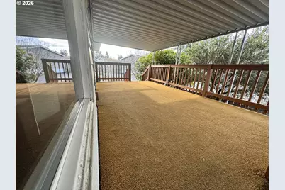 2430 Meadowlark Ln, Kelso, WA 98626 - Photo 8