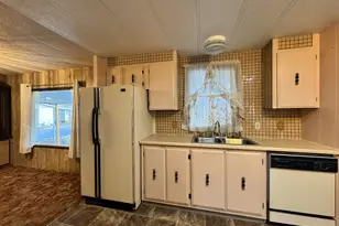 2430 Meadowlark Ln, Kelso, WA 98626 - Photo 16