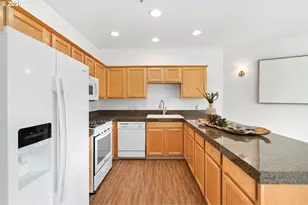 105 3rd St, Lake Oswego, OR 97034 - Photo 44