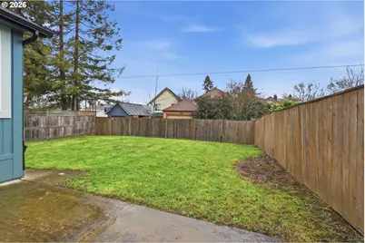 5525 N Syracuse St, Portland, OR 97203 - Photo 40